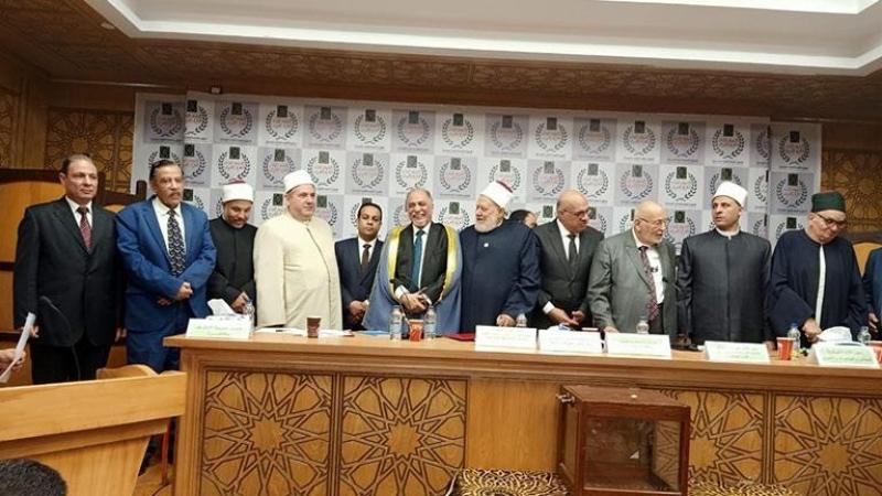 شيخ الطريقة الرفاعية يسحب أوراق ترشحه من خوض انتخابات المجلس الأعلى للطرق الصوفية