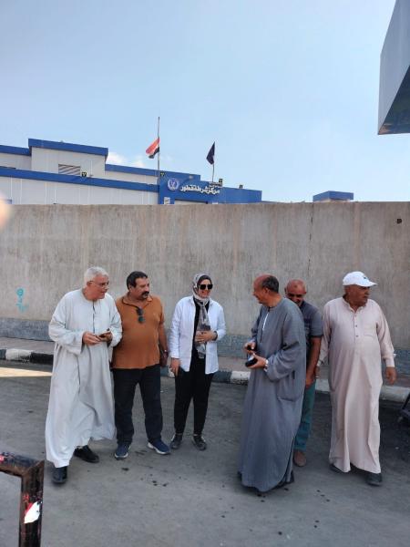 نائب النقيب العام للفلاحين بالجمهورية ونقيب فلاحين الغربية ينجحان في إنهاء أزمة توريد الياسمين بشبرابلولة بمركز قطور