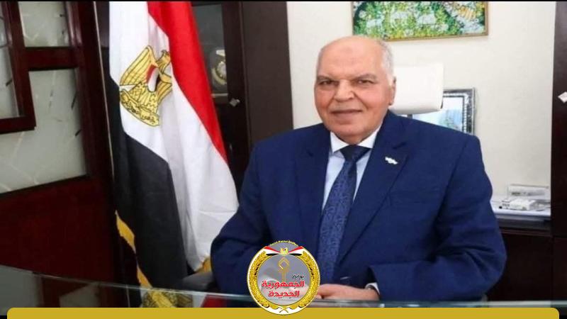 خلف الزناتى نقيب المعلمين ورئيس اتحاد المعلمين العرب