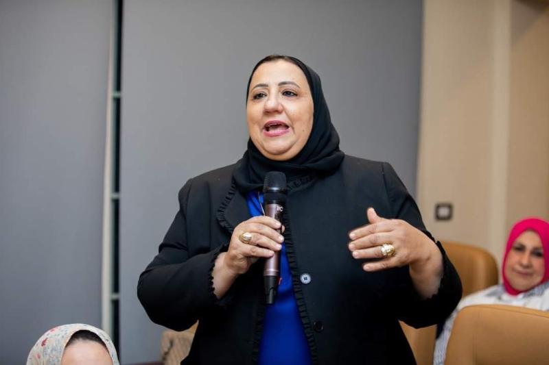 أماني أبو العينين تتصدر قائمة النماذج النسائية المشرفة بالغربية.. إشادة مجتمعية بدور فاعل وعطاء مُلهم