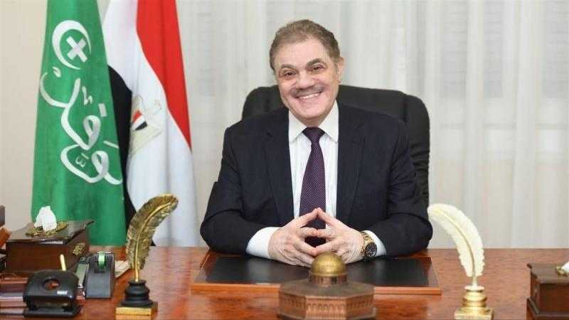 السيد البدوي رئيس حزب الوفد يقاضي منير فخري عبدالنور بتهمة السب والقذف