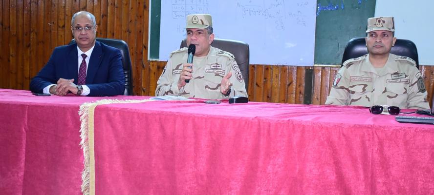 جامعة سوهاج تستقبل المستشار العسكرى لسوهاج في زيارة تفقدية لجامعة سوهاج