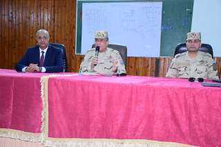 جامعة سوهاج تستقبل المستشار العسكرى لسوهاج في زيارة تفقدية لجامعة سوهاج