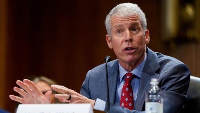 الولايات المتحدة تكشف عن احتياطيها النفطي وتخطط لمزيد من التخزين وسط اضطرابات عالمية