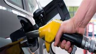 ارتفاع أسعار المحروقات يرفع ضغوط الغلاء: خبراء الاقتصاد يقدمون “دليل المواطن الذكي” لتجاوز الأزمة