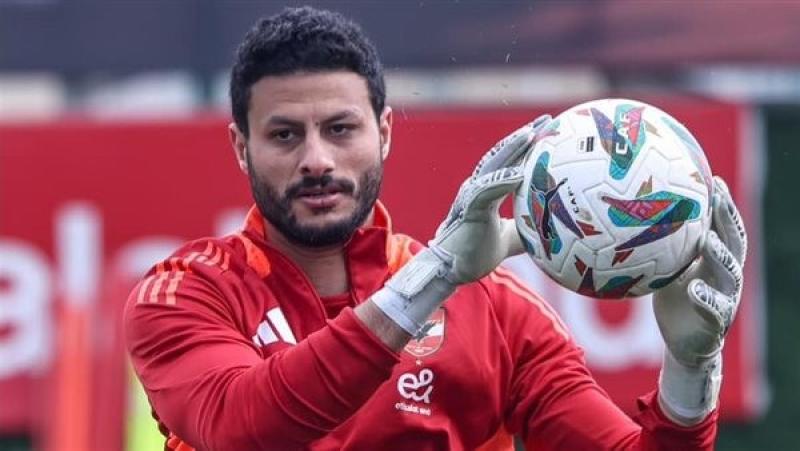 حراسة الأهلي تتعرض للتشهير: محمد الشناوي يحرر محضرًا ضد بلوجر بعد ادعاءات زواج مفاجئة