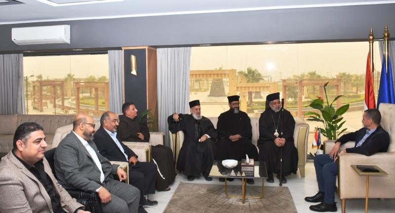 الأقباط الكاثوليك يهنئون محافظ أسوان بعيد الفطر ويؤكدون على روح الوحدة الوطنية