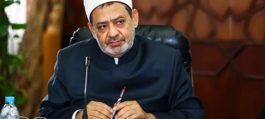 شيخ الأزهر يهنئ الرئيس السيسي والشعب المصري بعيد الفطر ويدعو لوحدة الصف ونشر السلام