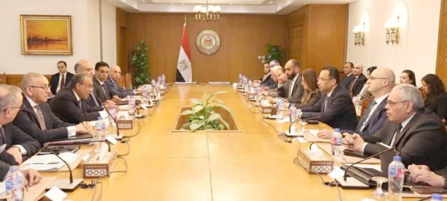 مصر تعزز التحول الرقمي للخدمات القنصلية وتطلق طابعاً بريدياً احتفالياً بالمئوية الثانية لوزارة الخارجية