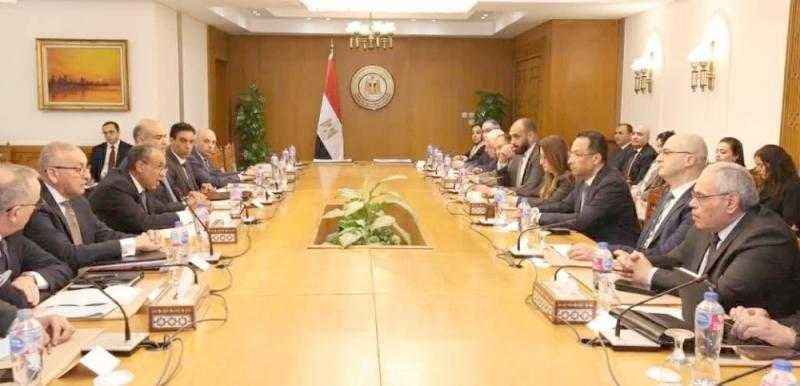 مصر تعزز التحول الرقمي للخدمات القنصلية وتطلق طابعاً بريدياً احتفالياً بالمئوية الثانية لوزارة الخارجية
