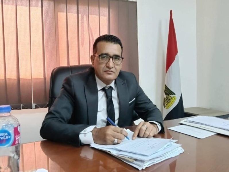 الأقصر تشدد الرقابة التموينية: ضبط 300 بطاقة تموينية ومخالفات في المخابز البلدية