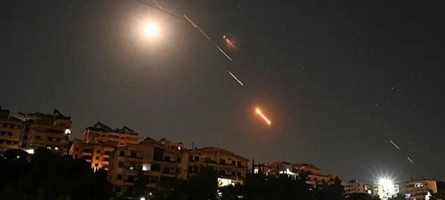 تصعيد متسارع في الشرق الأوسط.. إنذارات في النقب وغارات على جنوب لبنان وجهود دبلوماسية لاحتواء الأزمة