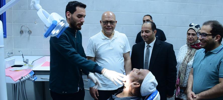 جودة متميزه.. تقنيات حديثة فى عالم زراعة الأسنان تقدمها جامعة سوهاج للمرضي من مختلف المحافظات