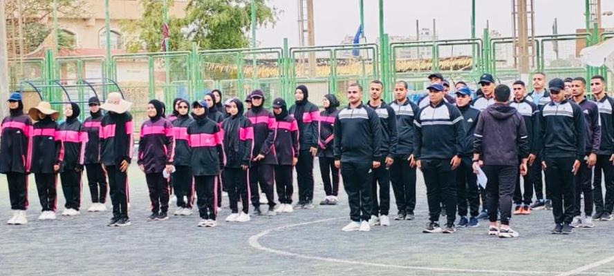 اكثر من 450 طالبًا يشاركون في معسكر “القوافل الرياضية والخدمة العامة” بكلية علوم الرياضه بجامعة سوهاج