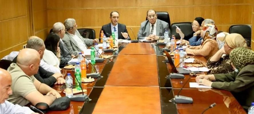 «الصحة النفسية على طاولة المجتمع المدني».. طلعت عبد القوي يقود تحركًا موسعًا لتطوير مراكز العلاج وتحديث التشريعات