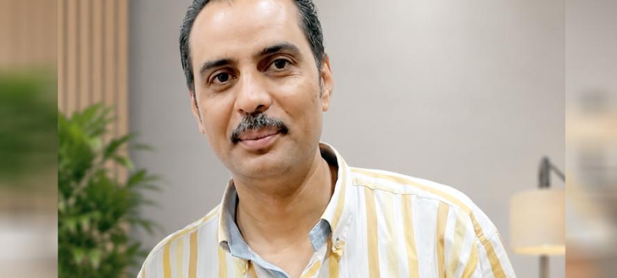 كيف حوّلت الدعاية بعض مسارات التصوف إلى صناعة للنجومية الروحية
