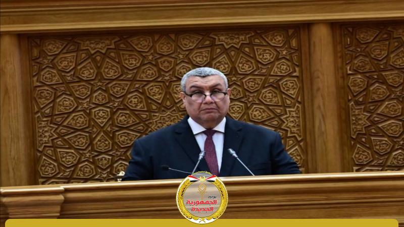 النائب مصطفى سالم 