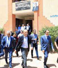 وزير التعليم خلال زيارة لسوهاج : شدد على عدم عودة طلاب الشغب بمدرسة الروافع بسوهاج قبل تحملهم تكلفة كافة التلفيات