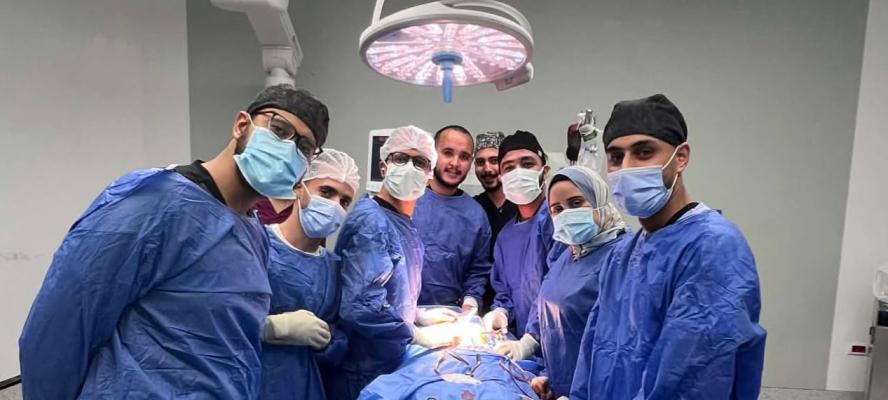 جسم معدني يخترق عضلة قلب مريض وفريق طبي بجامعة سوهاج ينقذ حياته