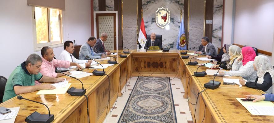 النعماني: ٢٣ اغسطس الجاري بدء تسكين الطلاب بالمدينه الجامعية بجامعة سوهاج