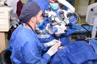 خلال 30 يوم.. قسم طب وجراحة العيون بمستشفيات سوهاج الجامعية يجري 349 عملية جراحية متخصصة