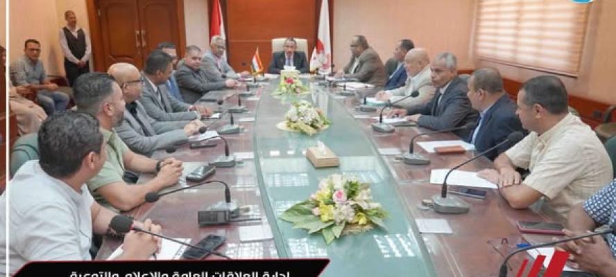 محافظ سوهاج يطلق اشارة بدء التسجيل بمدرسة مياه الشرب والصرف الصحي للتكنولوجيا التطبيقية ويترأس اجتماع وضع آليات تشغيل المدرسة