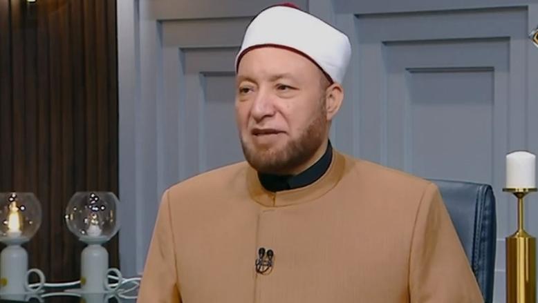 الشيخ عويضة عثمان، أمين الفتوى بالدار